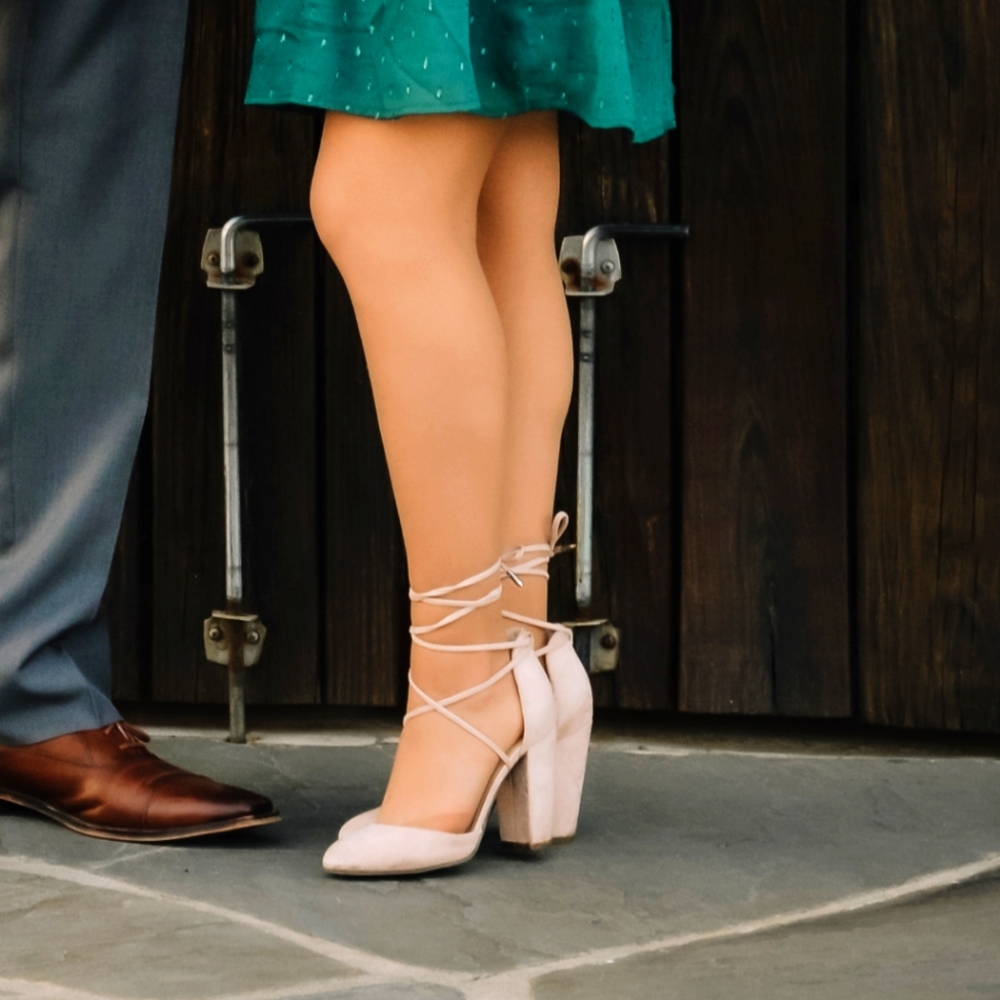 Tie up heels